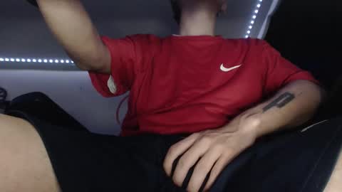 Snapshot of douglas_drake chatting on December 19, 4:30 am douglas_drake online show from December 19, 4:30 am