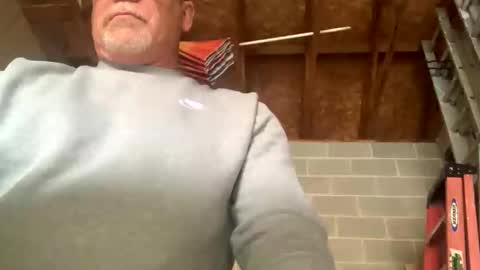 Snapshot of douglikes3xd chatting on December 21, 8:05 pm douglikes3xd online show from December 21, 8:05 pm