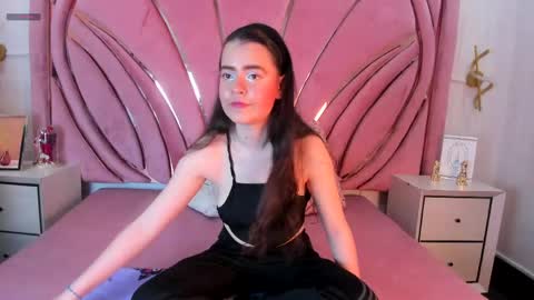 dovemullerr2 online show from May 30, 4:48 pm