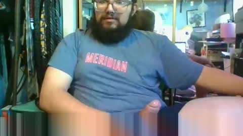 Snapshot of dpenguino chatting on December 17, 5:30 pm Dpenguino online show from December 17, 5:30 pm