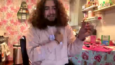 Snapshot of dpenguino chatting on January 8, 4:42 pm Dpenguino online show from January 8, 4:42 pm