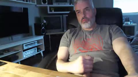 dr_dave20 online show from April 3, 4:05 pm
