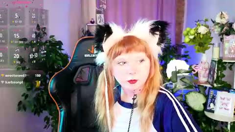 Snapshot of draculaura_ chatting on June 27, 12:22 pm Draculaura online show from June 27, 12:22 pm