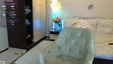 Snapshot of dragoncutey chatting on November 11, 2:17 pm Katya online show from November 11, 2:17 pm