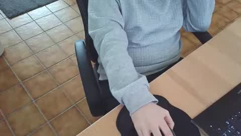 drake_0088 online show from February 21, 11:44 am