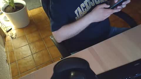 drake_0088 online show from March 5, 5:53 pm