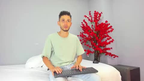 Drake and Zara online show from November 12, 11:32 am