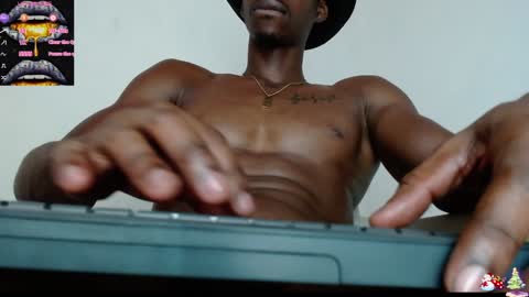 Snapshot of drake_brown_23 chatting on January 11, 8:00 am Drake 23 online show from January 11, 8:00 am
