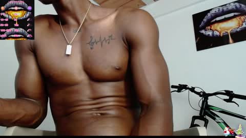 Snapshot of drake_brown_23 chatting on January 17, 7:08 am Drake 23 online show from January 17, 7:08 am