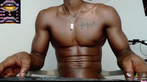 Snapshot of drake_brown_23 chatting on January 22, 1:00 pm Drake 23 online show from January 22, 1:00 pm