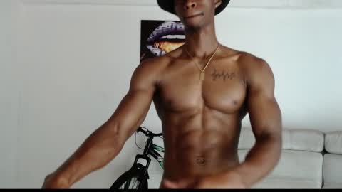 Snapshot of drake_brown_23 chatting on February 8, 3:53 pm Drake 23 online show from February 8, 3:53 pm