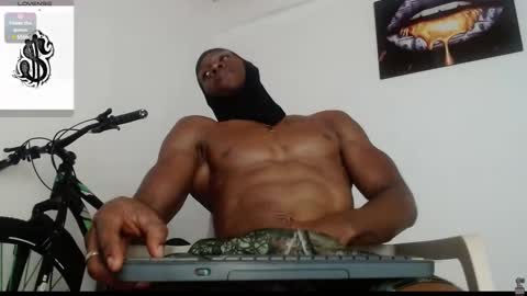 Snapshot of drake_brown_23 chatting on March 11, 4:54 am Drake 23 online show from March 11, 4:54 am