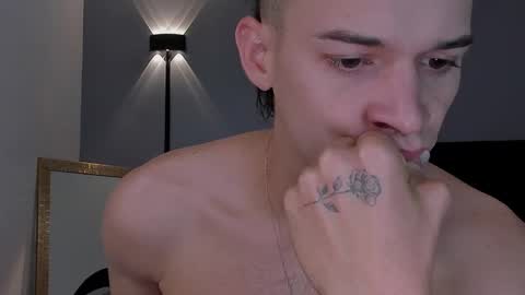 drake_carter1 online show from February 24, 1:47 am