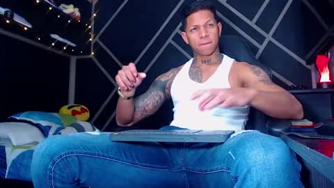 Drake online show from November 10, 3:33 pm