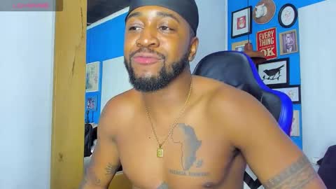 ---Drake--- online show from November 5, 12:10 am