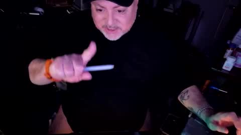 Snapshot of drake_r_darkrose chatting on April 30, 6:53 am Drake D Vamp aka Drake DarkRose online show from April 30, 6:53 am