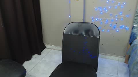 Snapshot of drake_the_kingmaster chatting on January 10, 1:10 am ig kingmaster777 online show from January 10, 1:10 am