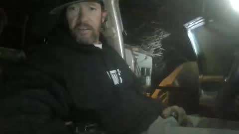 Snapshot of drakesdickforyou chatting on February 9, 10:08 am DrakeSteel online show from February 9, 10:08 am