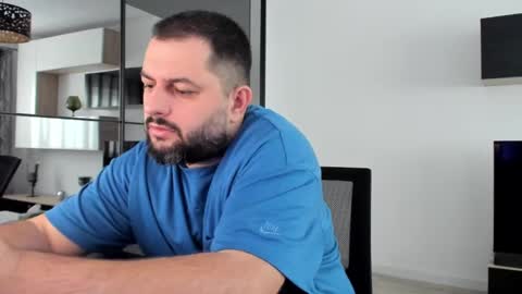 Draven A online show from January 31, 7:39 am