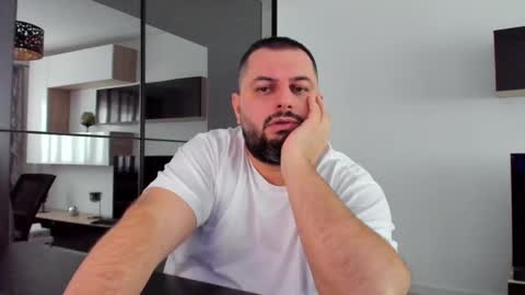 Draven A online show from February 24, 1:42 pm