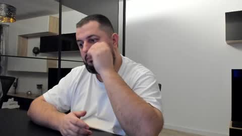 Draven A online show from February 25, 2:25 am