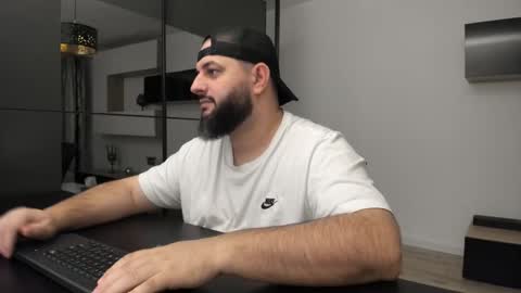 DravenPeak online show from November 20, 9:03 pm