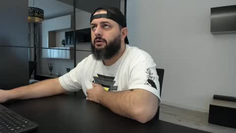 DravenPeak online show from December 1, 10:09 am