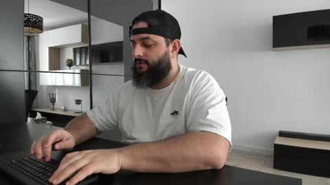 DravenPeak online show from December 20, 12:45 pm