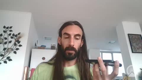 new profile Aircum99  online show from November 25, 4:51 pm