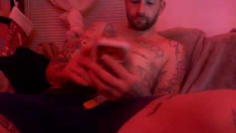 Snapshot of dreaded_folks chatting on November 22, 9:08 am dreaded_folks online show from November 22, 9:08 am