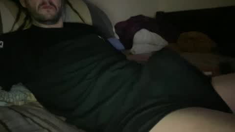 Snapshot of dreadloook chatting on February 3, 3:42 am Dreads online show from February 3, 3:42 am