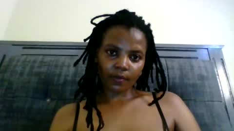 Snapshot of dream4happiness chatting on November 2, 6:32 pm Dream online show from November 2, 6:32 pm