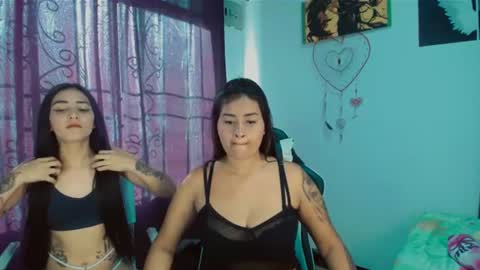 Snapshot of dream__girls69944 chatting on June 18, 9:30 pm sharon online show from June 18, 9:30 pm