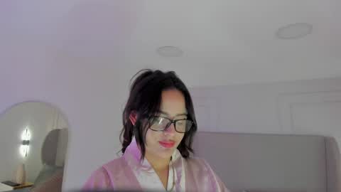 Snapshot of dream_nena chatting on October 3, 4:09 am N E N A online show from October 3, 4:09 am