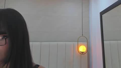Snapshot of dream_nena chatting on January 5, 8:01 pm N E N A online show from January 5, 8:01 pm