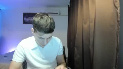 Johnny online show from February 19, 4:25 pm