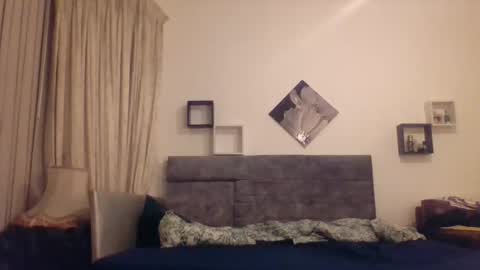 dreamer1402 online show from January 18, 3:21 am