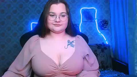 dreamforyoue2 online show from February 28, 7:26 pm