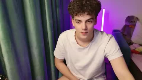 dreamgonetan online show from October 6, 9:12 pm