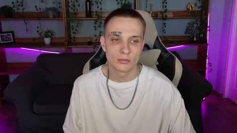 im Kai ntmu online show from April 8, 10:04 am