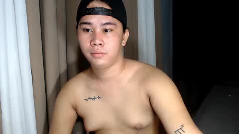 Snapshot of dreammegan chatting on December 19, 5:50 pm Stacy DONT FORGET TO FOLLOW ME AND THUMBS UP my wife samgrg2 online show from December 19, 5:50 pm