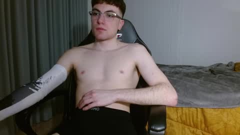 DreamBoy online show from March 22, 3:10 am