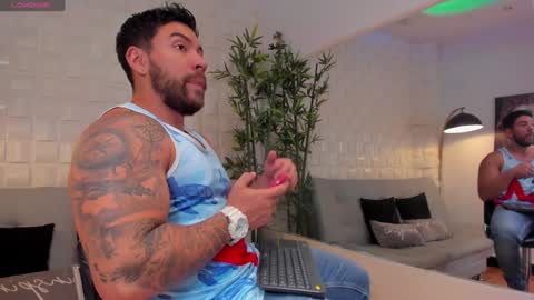 Snapshot of dreammr1 chatting on December 13, 1:26 am cris online show from December 13, 1:26 am