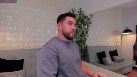 Snapshot of dreammr1 chatting on December 20, 12:08 am cris online show from December 20, 12:08 am