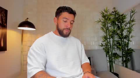 Snapshot of dreammr1 chatting on January 18, 6:03 am cris online show from January 18, 6:03 am