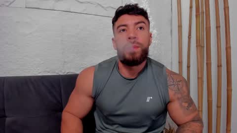 Snapshot of dreammr1 chatting on February 19, 3:27 pm cris online show from February 19, 3:27 pm