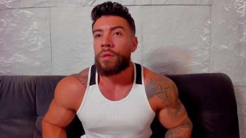 Snapshot of dreammr1 chatting on March 12, 2:30 am cris online show from March 12, 2:30 am