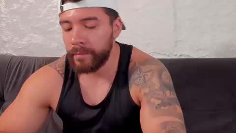 Snapshot of dreammr1 chatting on September 19, 1:07 am cris online show from September 19, 1:07 am