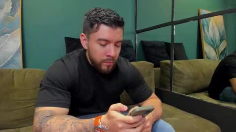 Snapshot of dreammr1 chatting on October 3, 3:31 pm cris online show from October 3, 3:31 pm