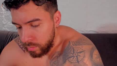 Snapshot of dreammr1 chatting on October 21, 8:53 pm cris online show from October 21, 8:53 pm